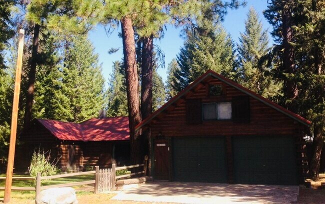 Foto del edificio - 803 Lick Creek Rd