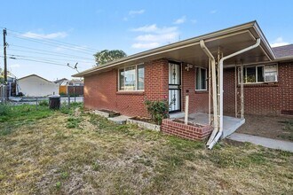 Building Photo - 535 S Quitman St