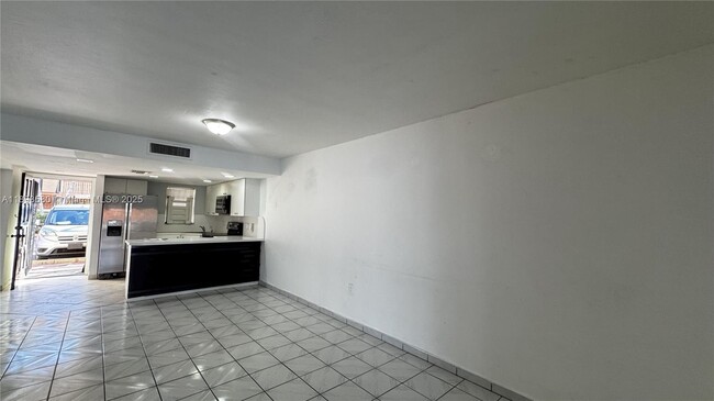 Foto del edificio - 5530 W 26th Ct