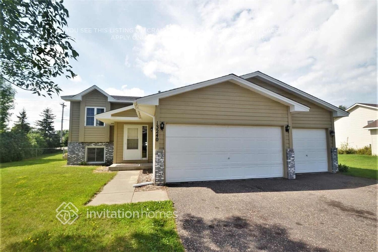 Primary Photo - 13240 181st Ln NW
