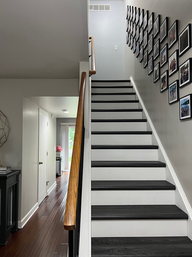 Building Photo - 3854 Cheryl Ct