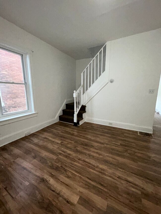 Foto del edificio - Nice 2 bedroom house big kitchen and yard