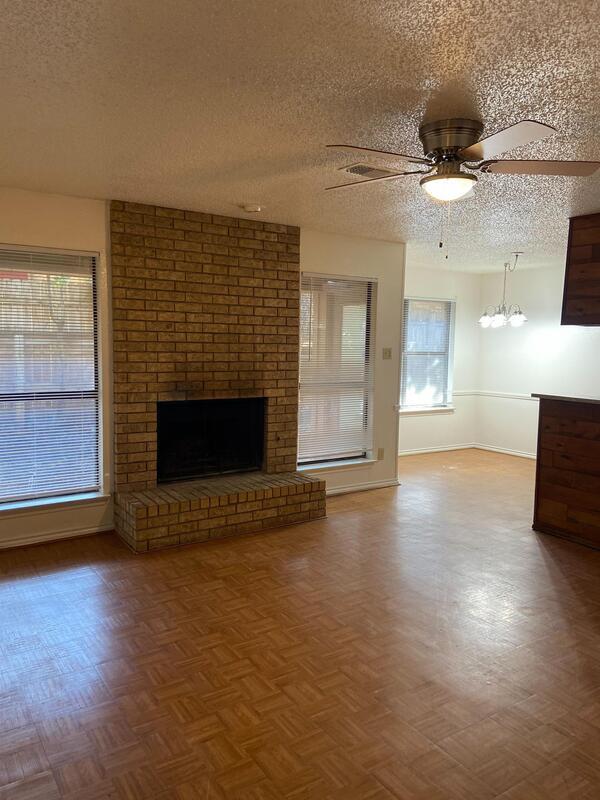 Building Photo - 2318 Kingsford Ct