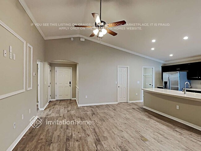 Foto del edificio - 8028 Diamond Creek Ln