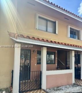 Foto principal - 2740 W 63rd St