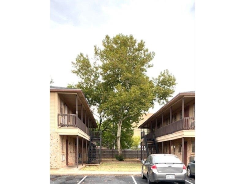 Primary Photo - 1707 SW B Ave