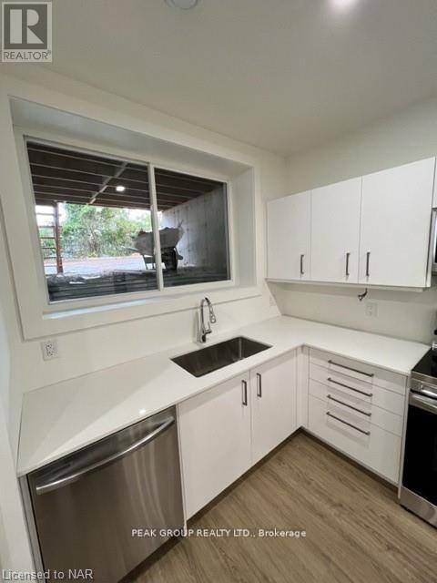 Building Photo - 4590 Lee Ave