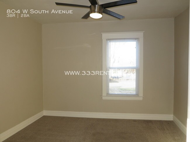Foto del edificio - 804 W South Ave