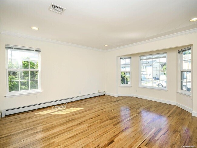 Building Photo - 34B Firwood Rd