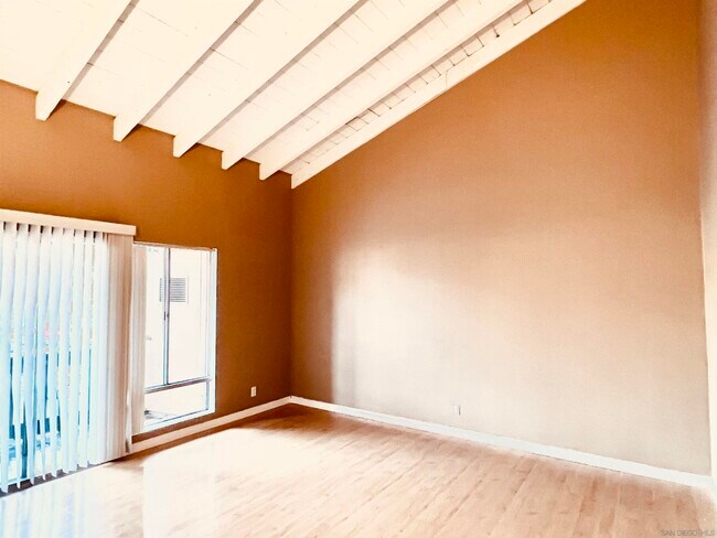 Foto del edificio - 17093 Rancho Bernardo