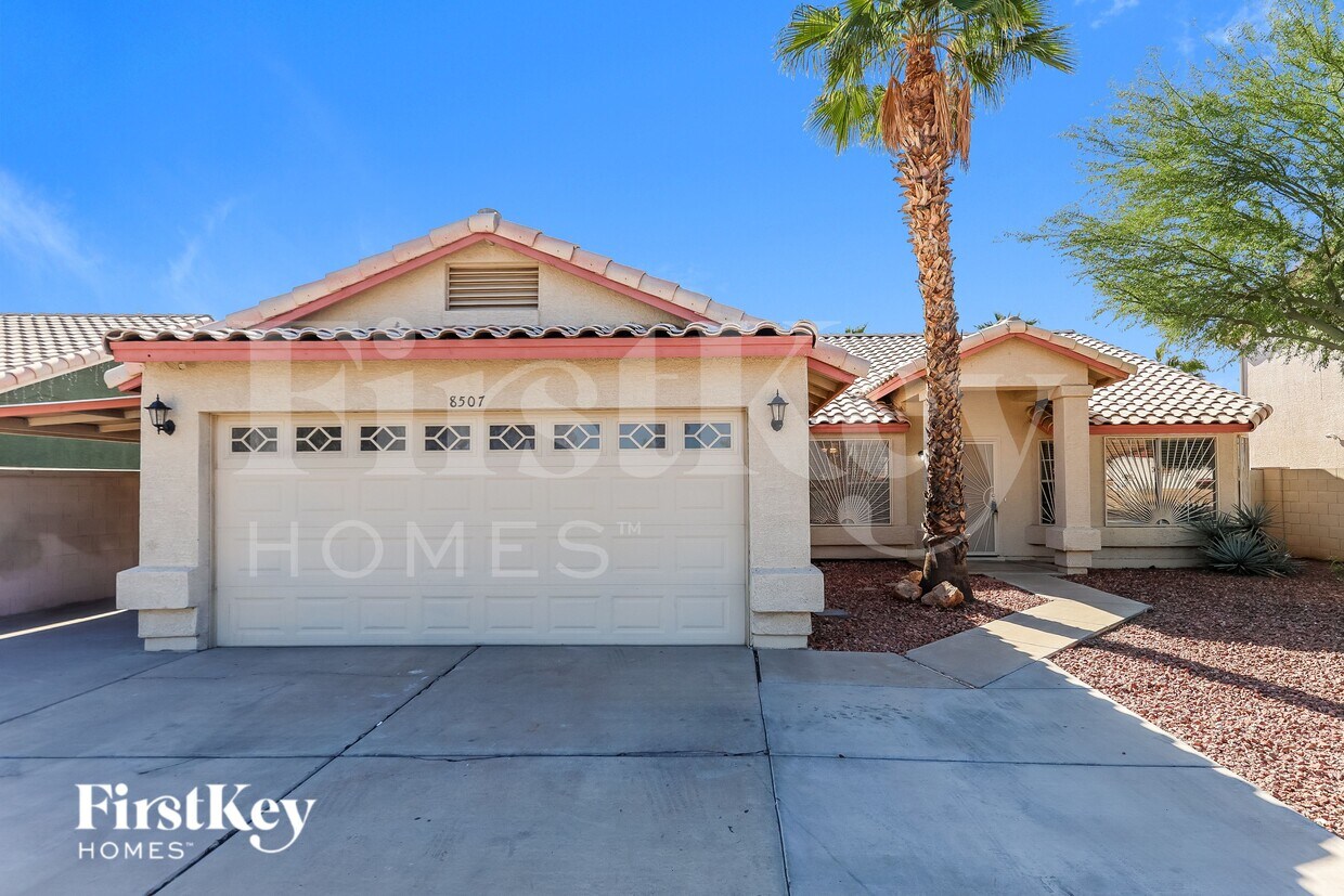 Foto principal - 8507 W Palm Ln