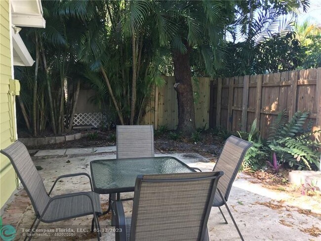 Foto del edificio - 1313 SW 6th St