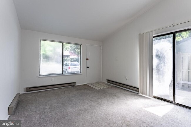 Building Photo - 3142 Babashaw Ct