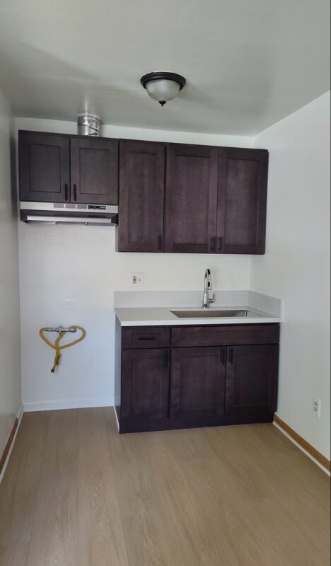 Foto del edificio - 9315 San Vincente Ave