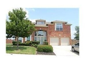 Building Photo - 620 Dyann Dr