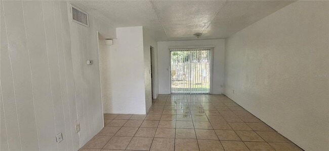 Foto del edificio - 1225 Kennedy Rd
