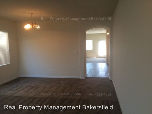 Building Photo - 9008 Jacob St