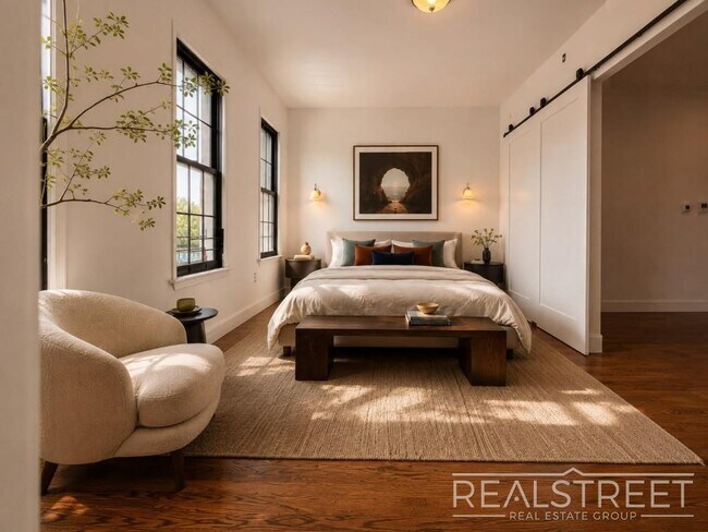 Foto del edificio - Available Now | Flexible 2BR / Flex 3BR Near the L