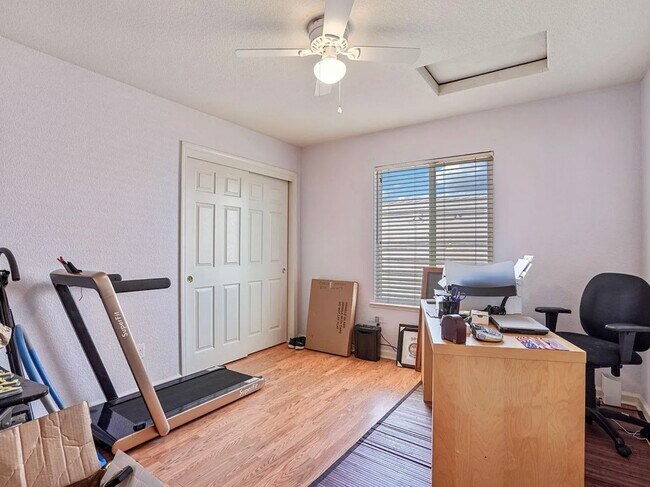 Building Photo - 6282 Crestview Cir
