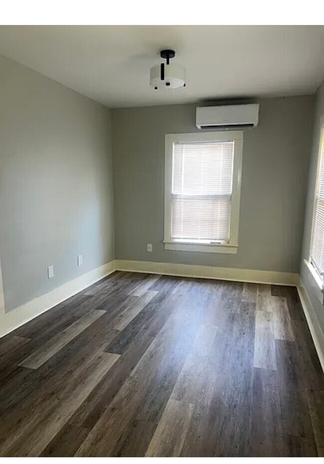 Foto del edificio - 232 Pecan St
