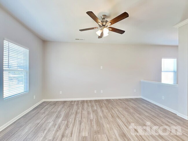 Foto del edificio - 531 Comfort Wy