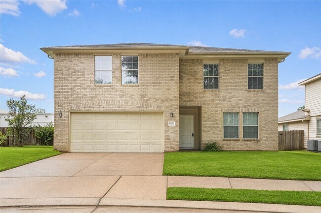 Building Photo - 17250 Cricketbriar Ct