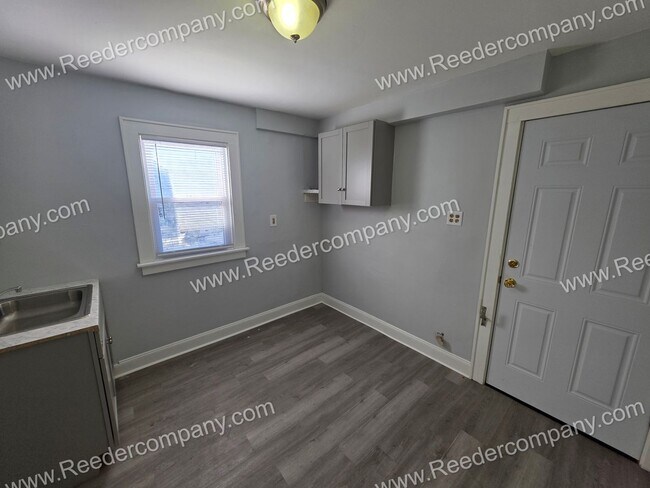 Foto del edificio - 3824 Parrish Ave