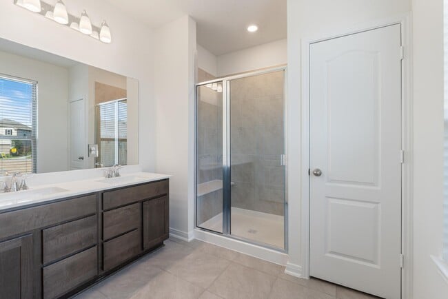 Foto del edificio - 12934 Basswood Smt Dr