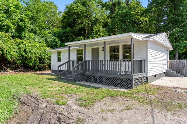 Building Photo - 8702 Pocahontas Trail