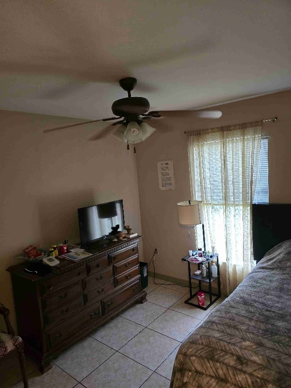 Foto del edificio - 17351 Metcalf Ave