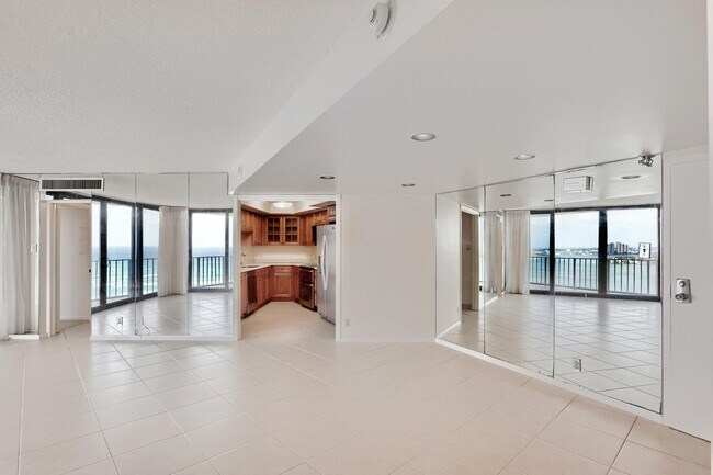 Foto del edificio - 5420 N Ocean Dr