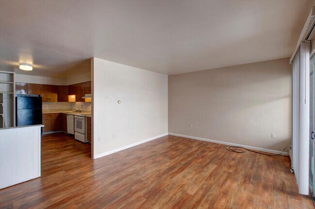 Building Photo - 3623 Eaton St