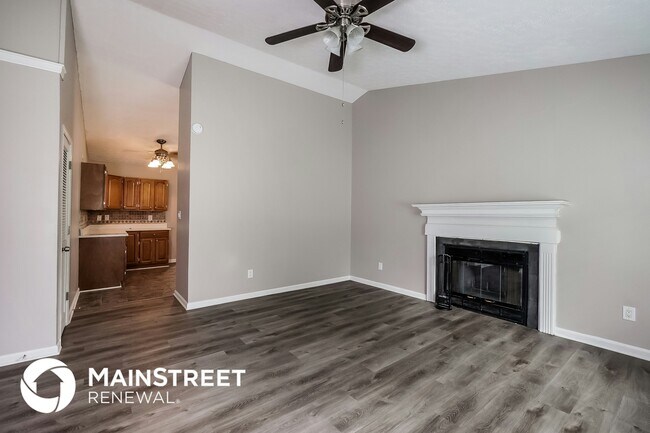 Foto del edificio - 8320 Silver Fox Rd