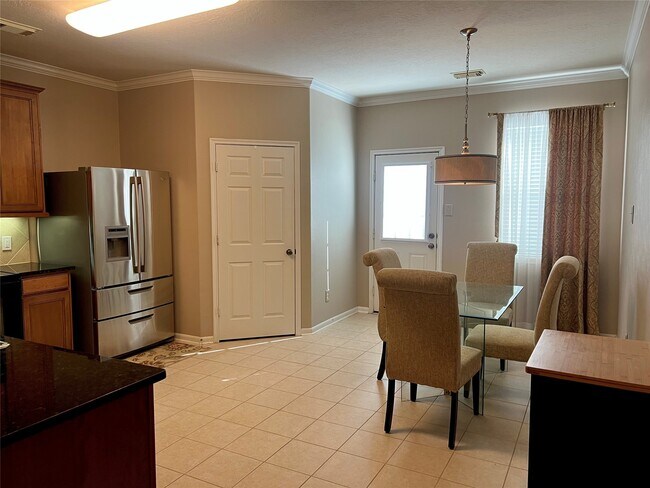 Foto del edificio - 12918 Meadow Springs Dr