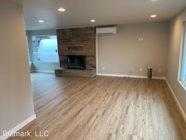 Building Photo - 2 br, 1 bath House - 15125 179th Ave SE