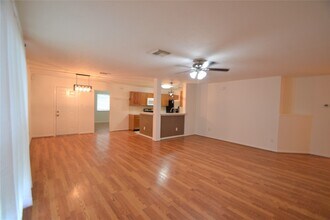 Building Photo - 5126 Riverwood Dr