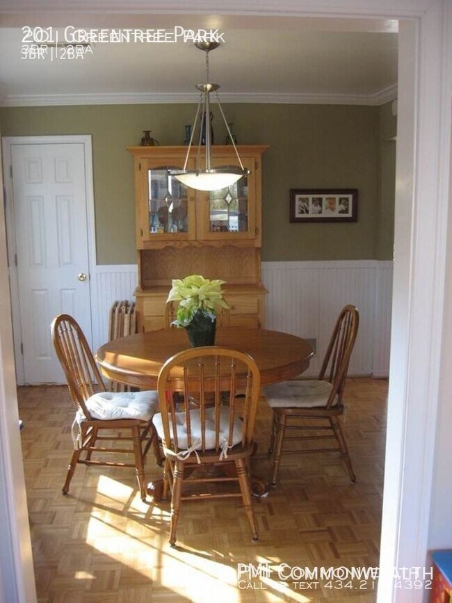 Foto del edificio - 3 Bed / 1.5 Bath Single Family (Available ...