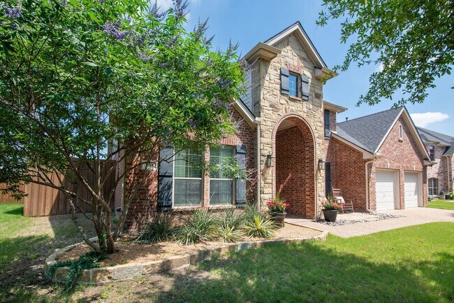 Building Photo - 204 Country Lakes Blvd