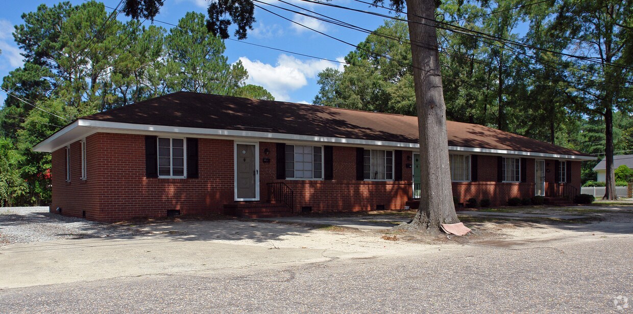 Building Photo - 1110-1112 E Beech St