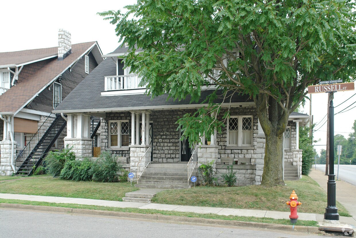 Building Photo - 500 Russell St