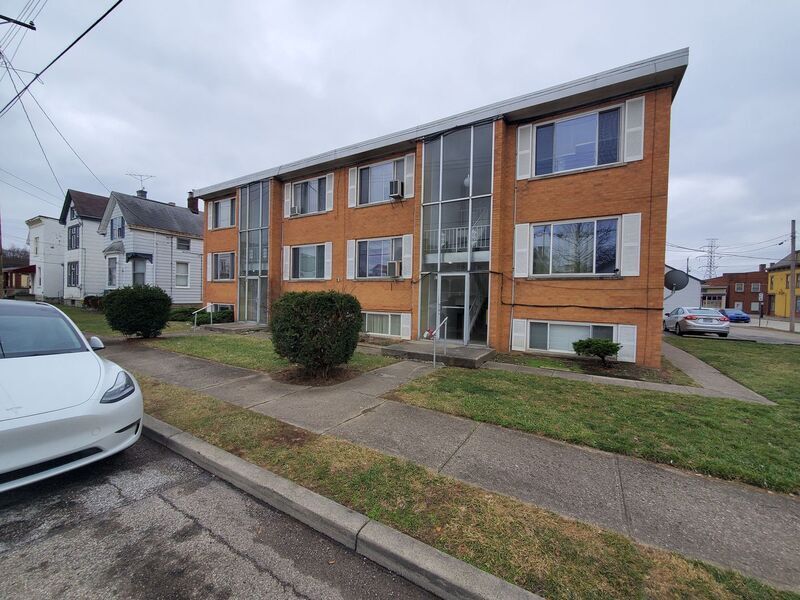 Photo - 325 Pike Street