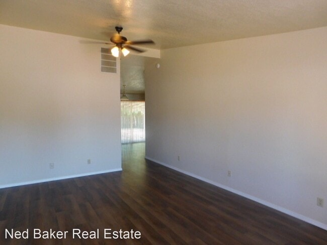 Building Photo - 3 br, 2 bath House - 4664 Fuhrer Street NE