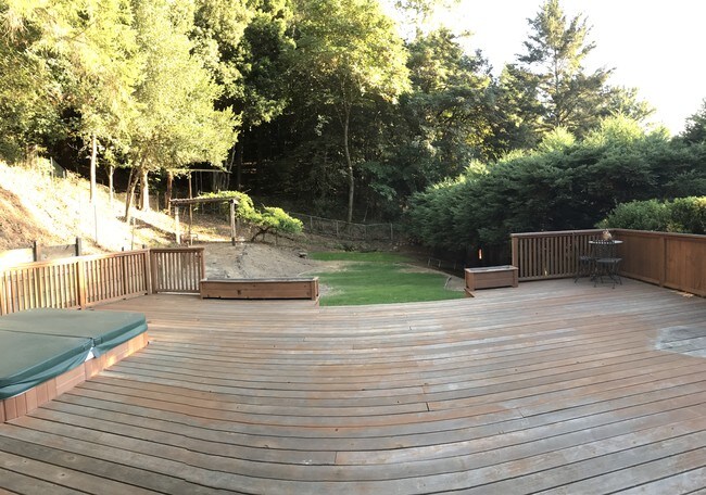 Patio trasero y terraza - 116 McKay Rd