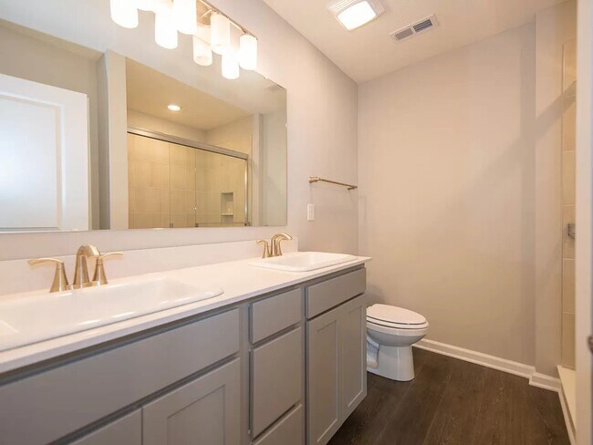Foto del edificio - 6436 Yuma Ct