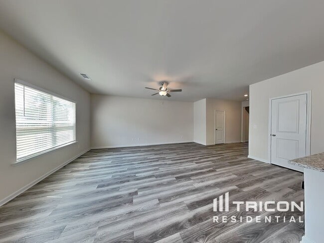 Building Photo - 285 Limestone Cir