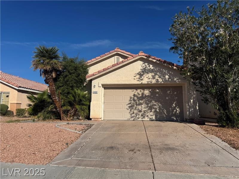 Foto principal - 4408 Ivory Jade Ave