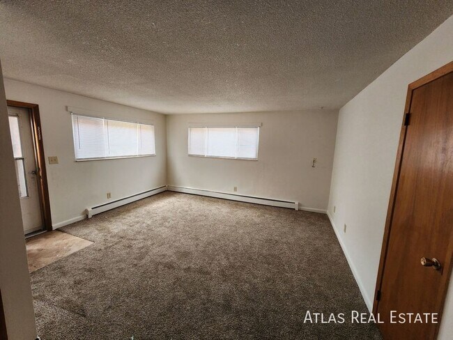 Foto del edificio - 851 30th Ave Ct