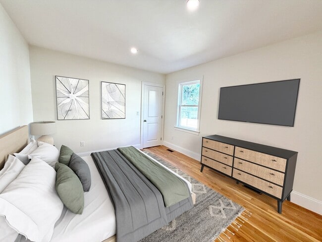 Building Photo - 28 Pitcher Ave