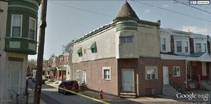 Building Photo - 5426 W Girard Ave