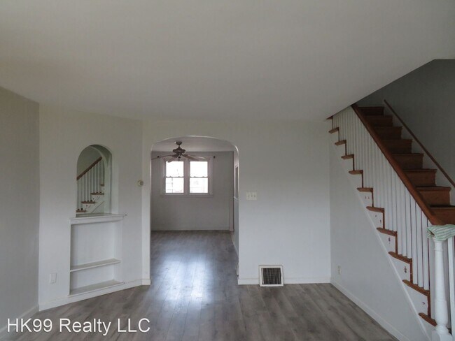 Building Photo - 3 br, 1.5 bath House - 2261 Friendship St.